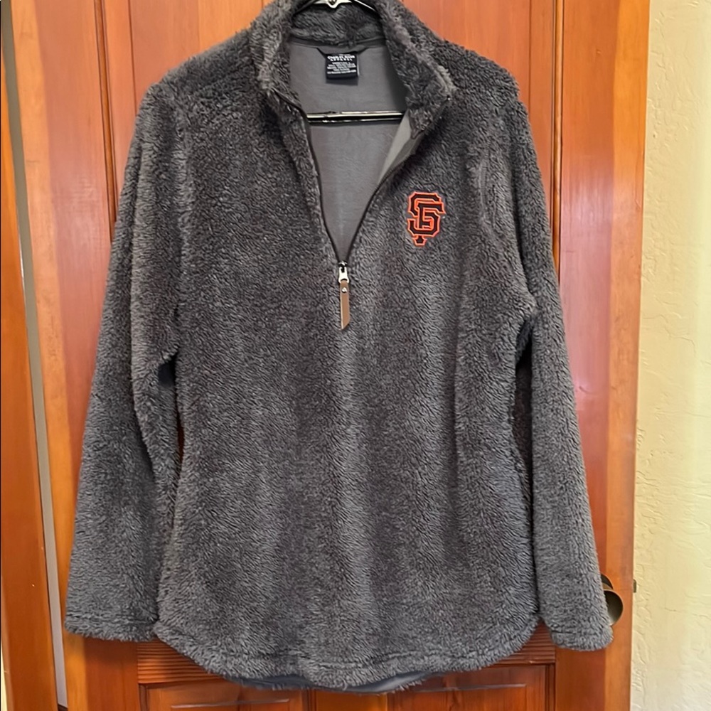 Charles River Apparel Gray Fleece SF Giants Pullover. Soft and cozy